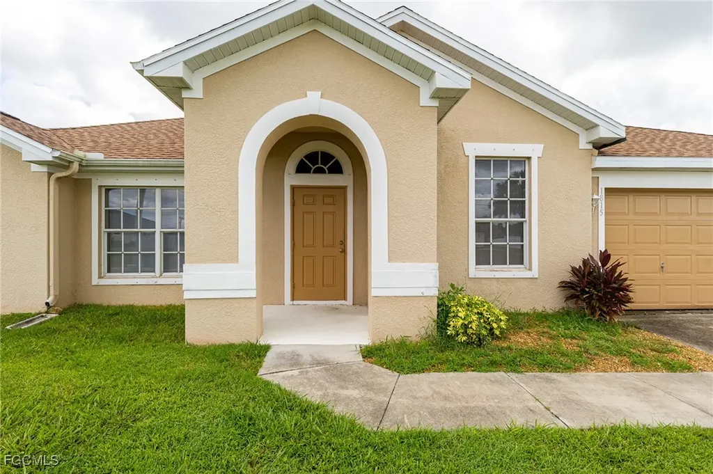 1815 NW 24th Avenue Cape Coral FL 33993