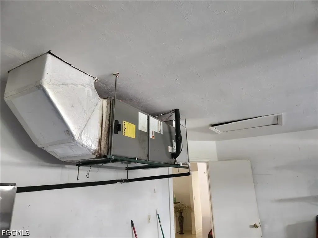 122 SW 21st Street Cape Coral FL 33991