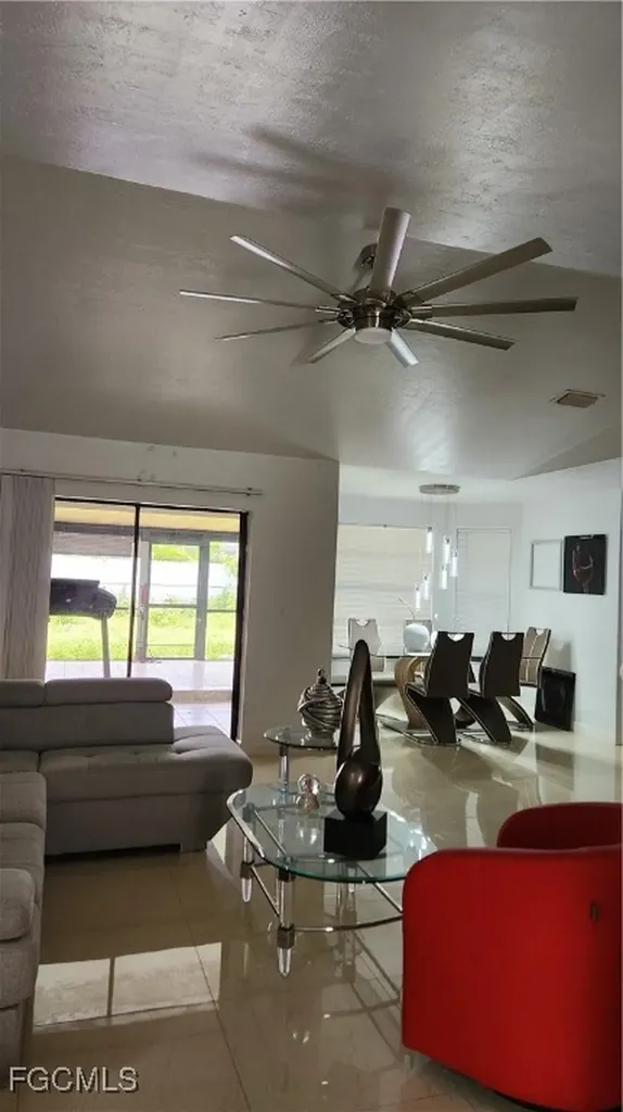 122 SW 21st Street Cape Coral FL 33991