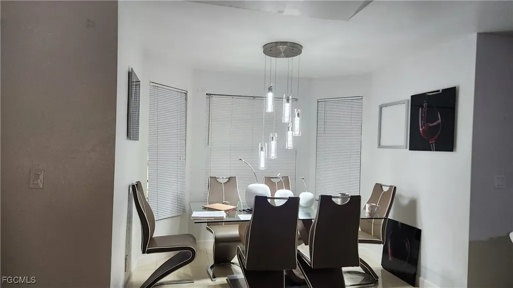 122 SW 21st Street Cape Coral FL 33991