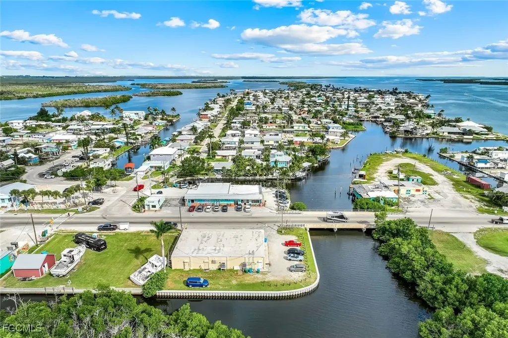 4547 Pine Island Road NW Matlacha FL 33993