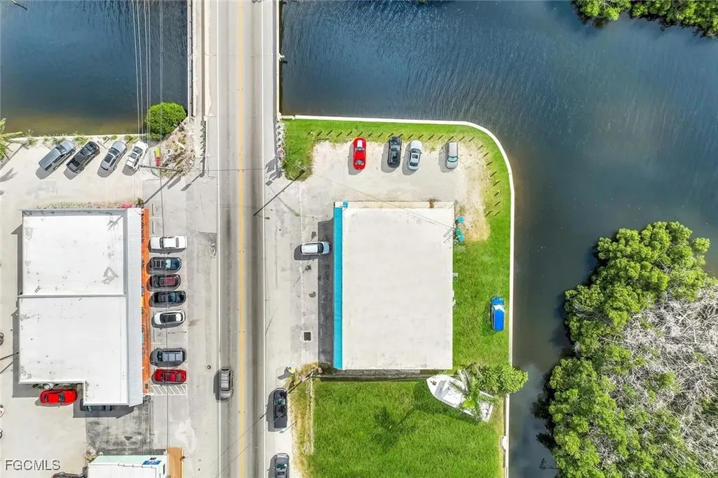 4547 Pine Island Road NW Matlacha FL 33993