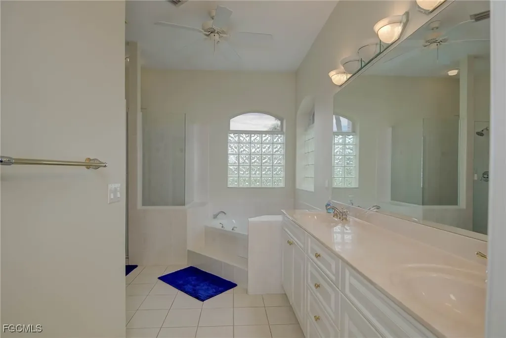 4418 SW 19th Place Cape Coral FL 33914