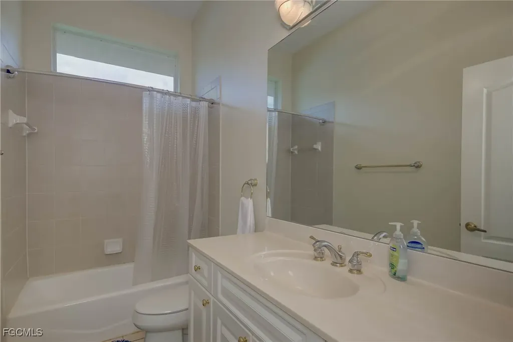 4418 SW 19th Place Cape Coral FL 33914