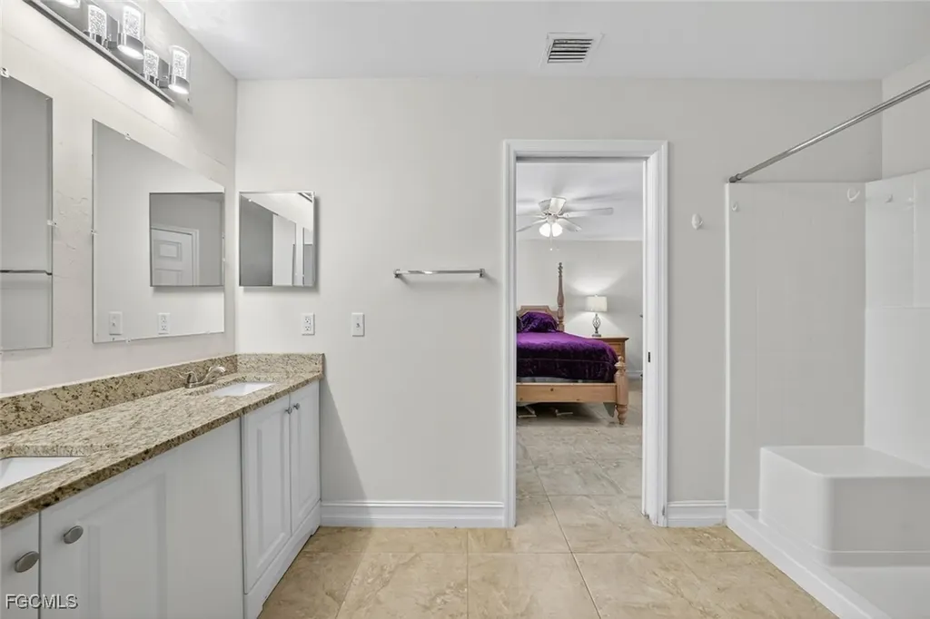 4538 SW 6th Place Cape Coral FL 33914