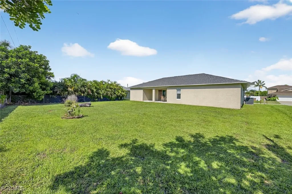 4538 SW 6th Place Cape Coral FL 33914