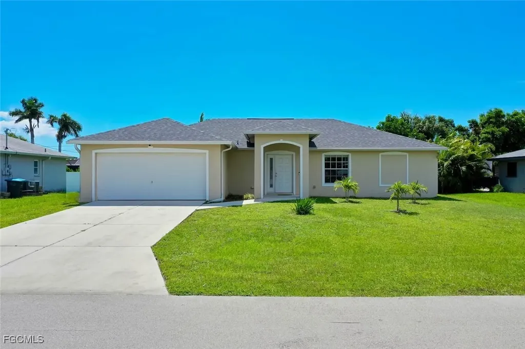 4538 SW 6th Place Cape Coral FL 33914
