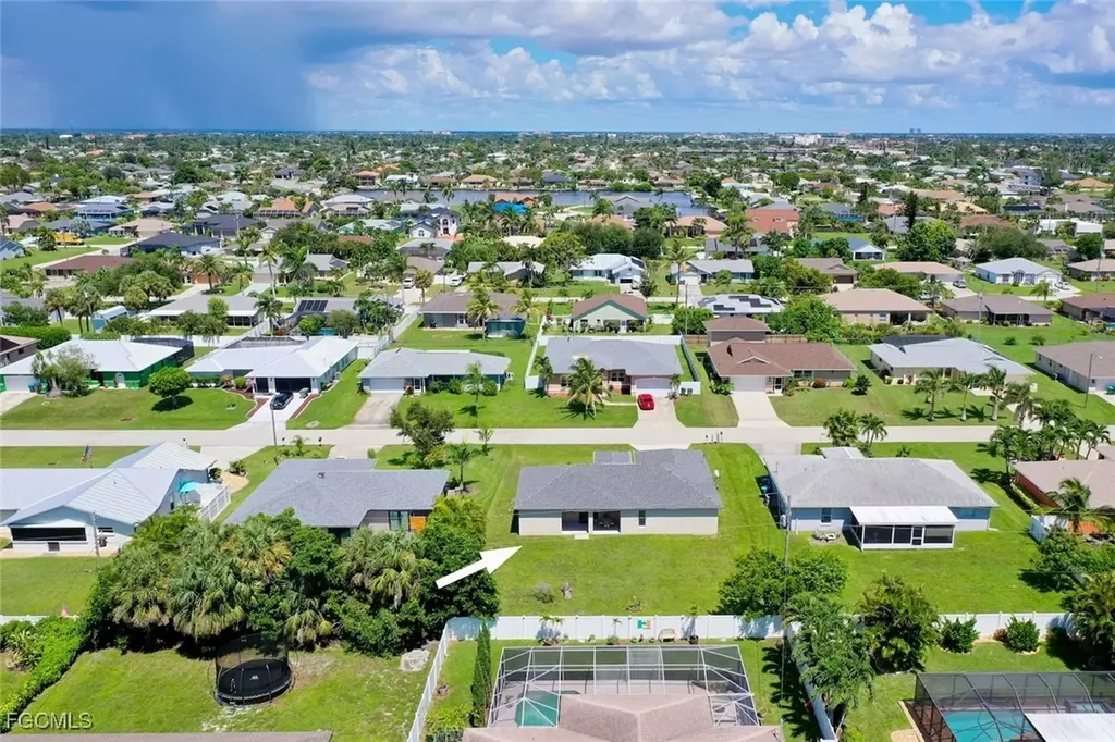 4538 SW 6th Place Cape Coral FL 33914