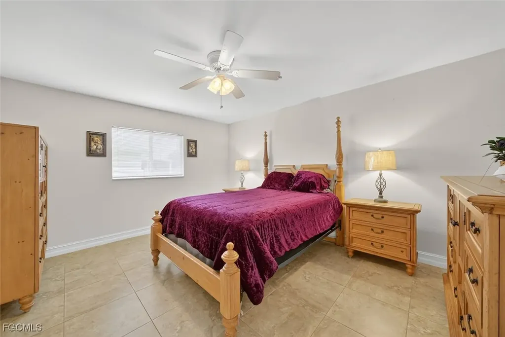 4538 SW 6th Place Cape Coral FL 33914