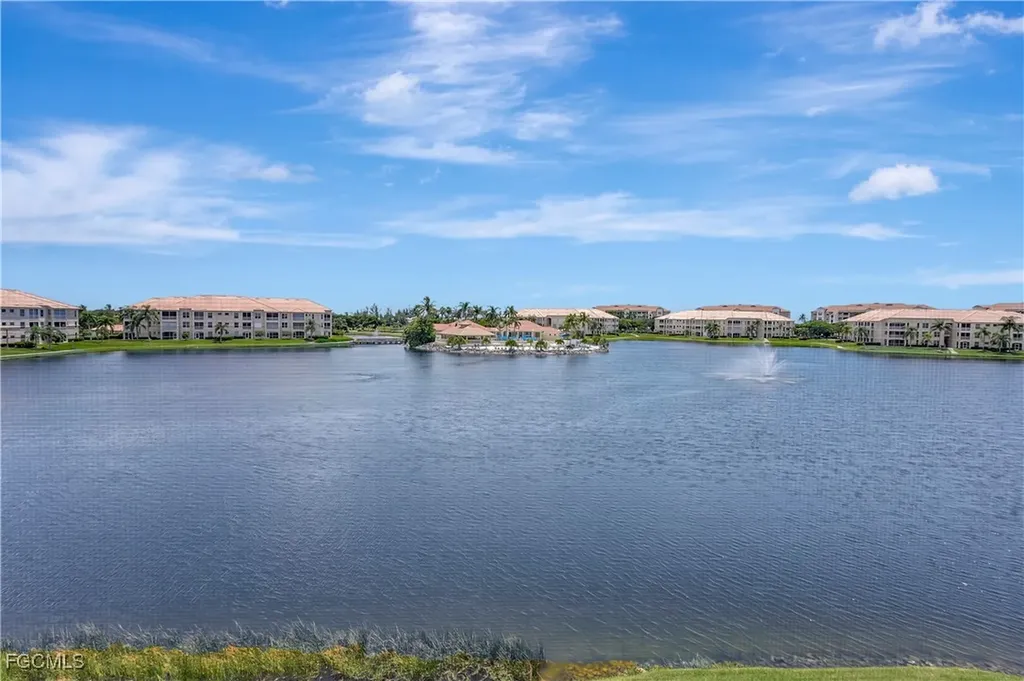 9180 Southmont Cove Fort Myers FL 33908