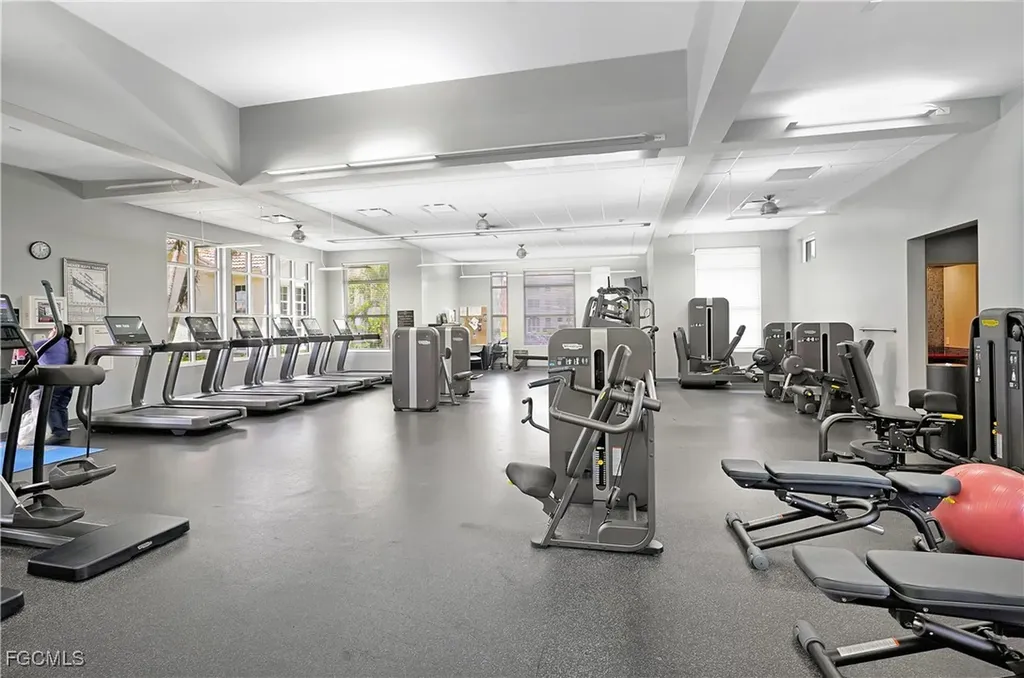 9180 Southmont Cove Fort Myers FL 33908