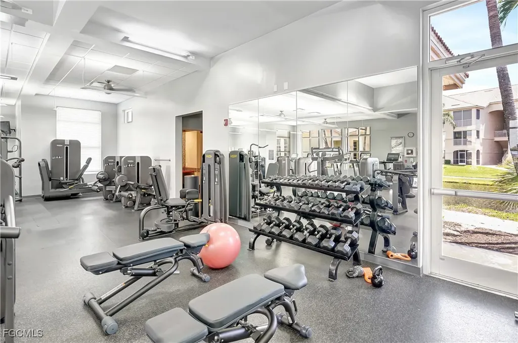 9180 Southmont Cove Fort Myers FL 33908