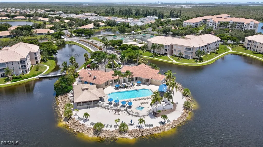 9180 Southmont Cove Fort Myers FL 33908