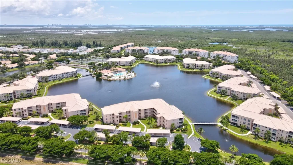 9180 Southmont Cove Fort Myers FL 33908