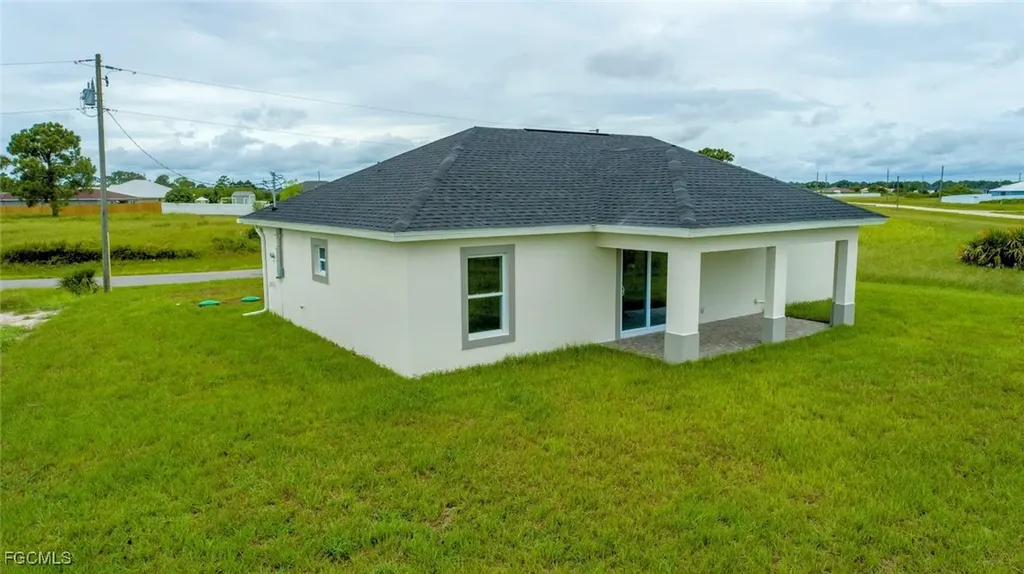 9019 E Crow Circle Labelle FL 33935