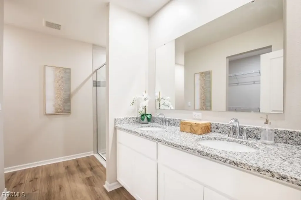 1423 SW 17th Avenue Cape Coral FL 33991