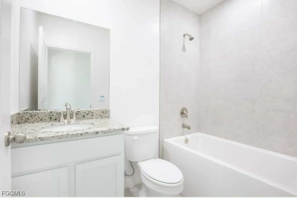 1423 SW 17th Avenue Cape Coral FL 33991