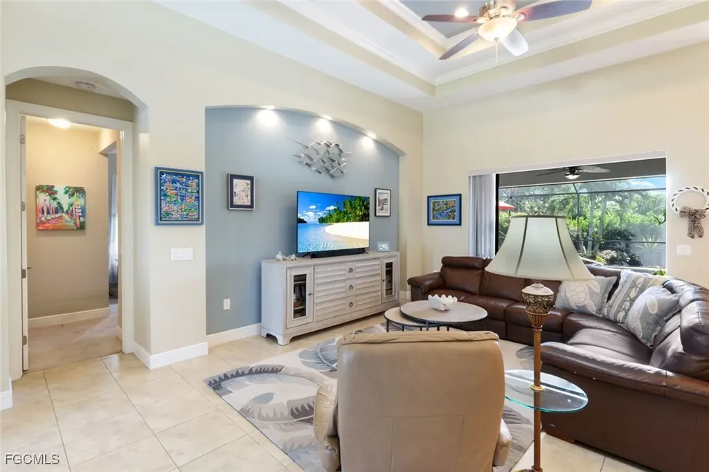 4407 SW 19th Avenue Cape Coral FL 33914