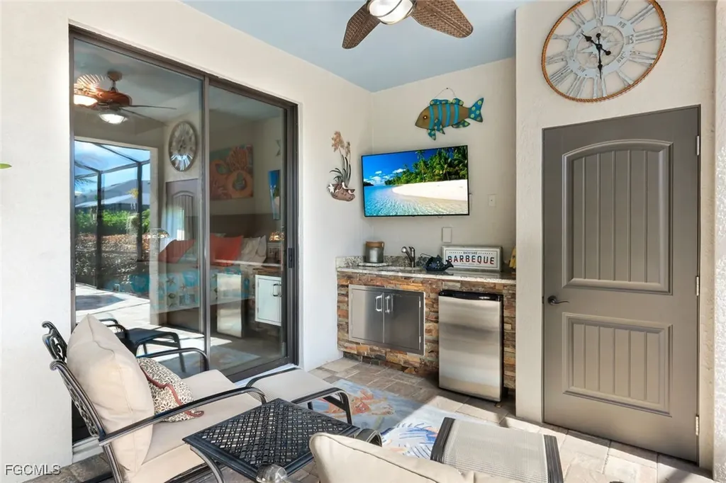 4407 SW 19th Avenue Cape Coral FL 33914