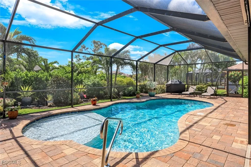 4407 SW 19th Avenue Cape Coral FL 33914