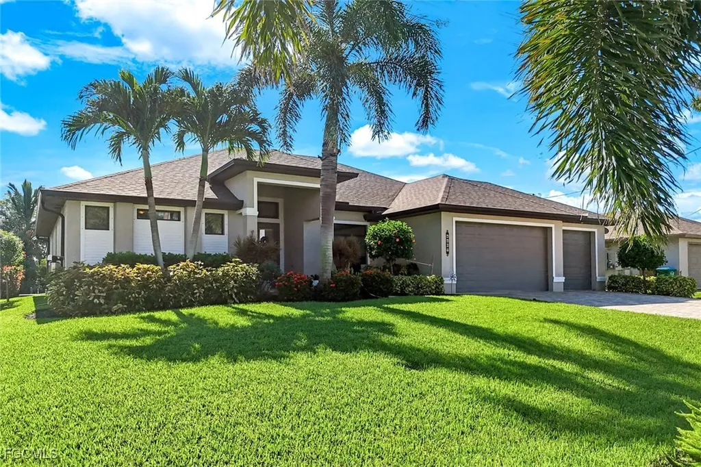 4407 SW 19th Avenue Cape Coral FL 33914