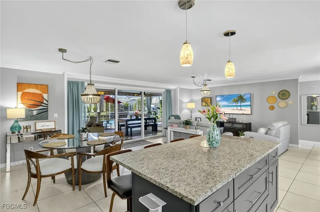 138 SE 40th Street Cape Coral FL 33904