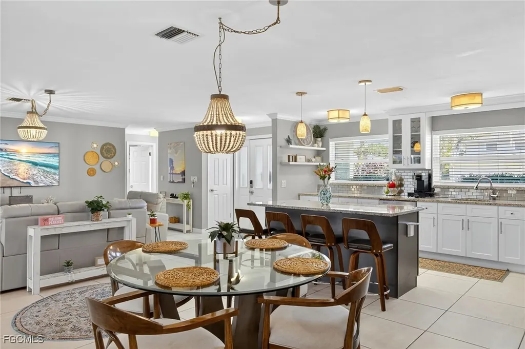 138 SE 40th Street Cape Coral FL 33904