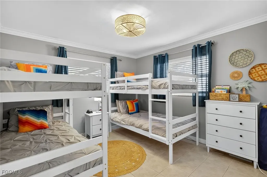 138 SE 40th Street Cape Coral FL 33904