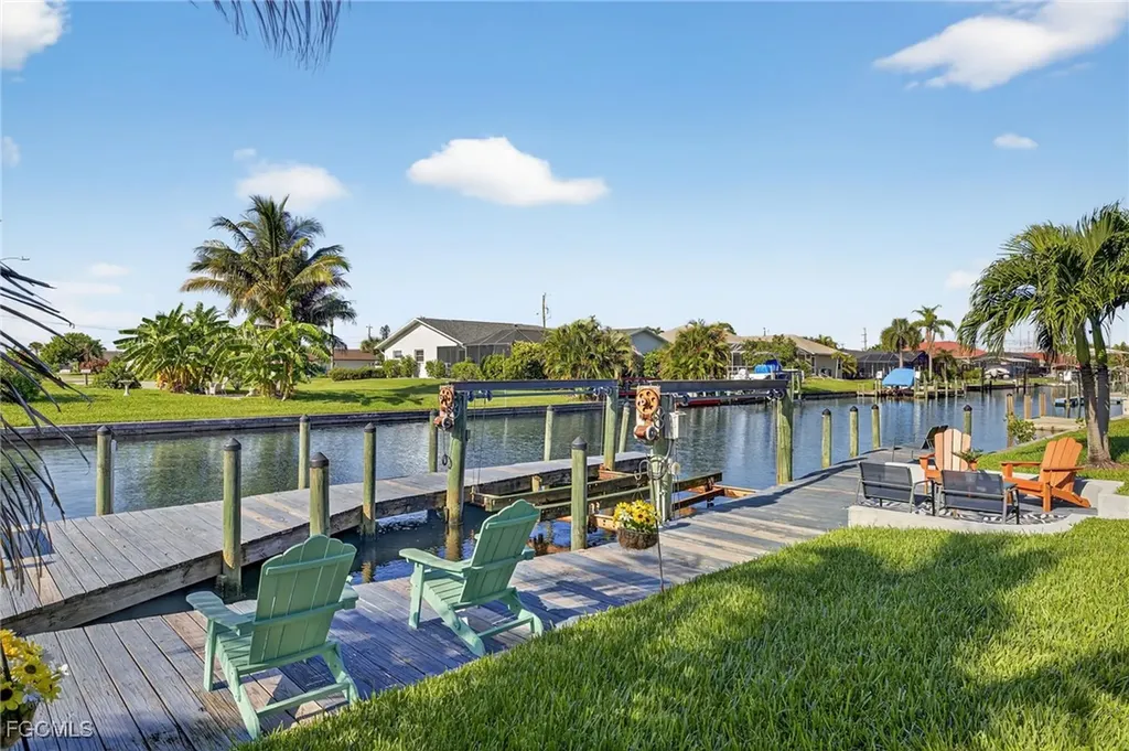 138 SE 40th Street Cape Coral FL 33904