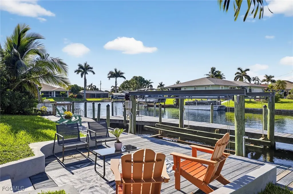 138 SE 40th Street Cape Coral FL 33904