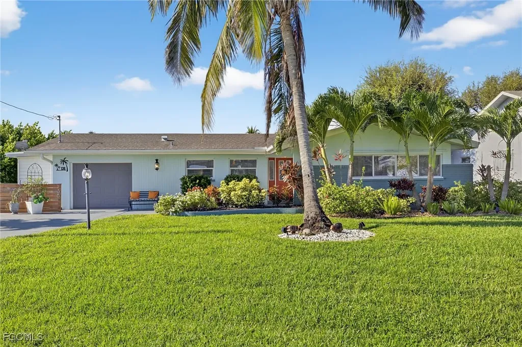 138 SE 40th Street Cape Coral FL 33904