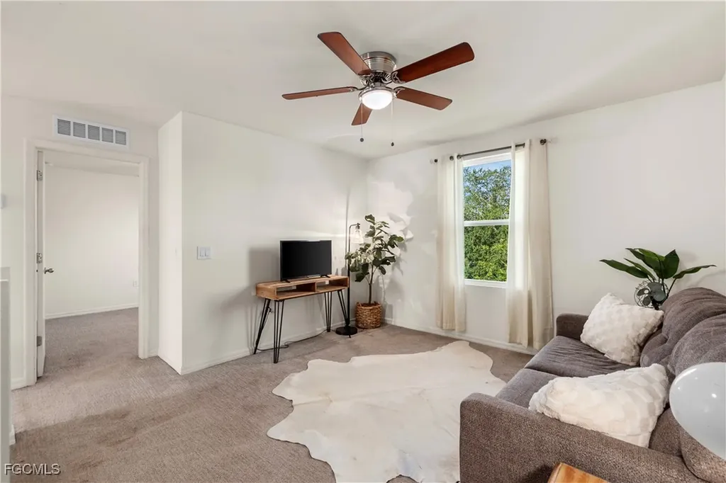 6139 Hershey Avenue Fort Myers FL 33905