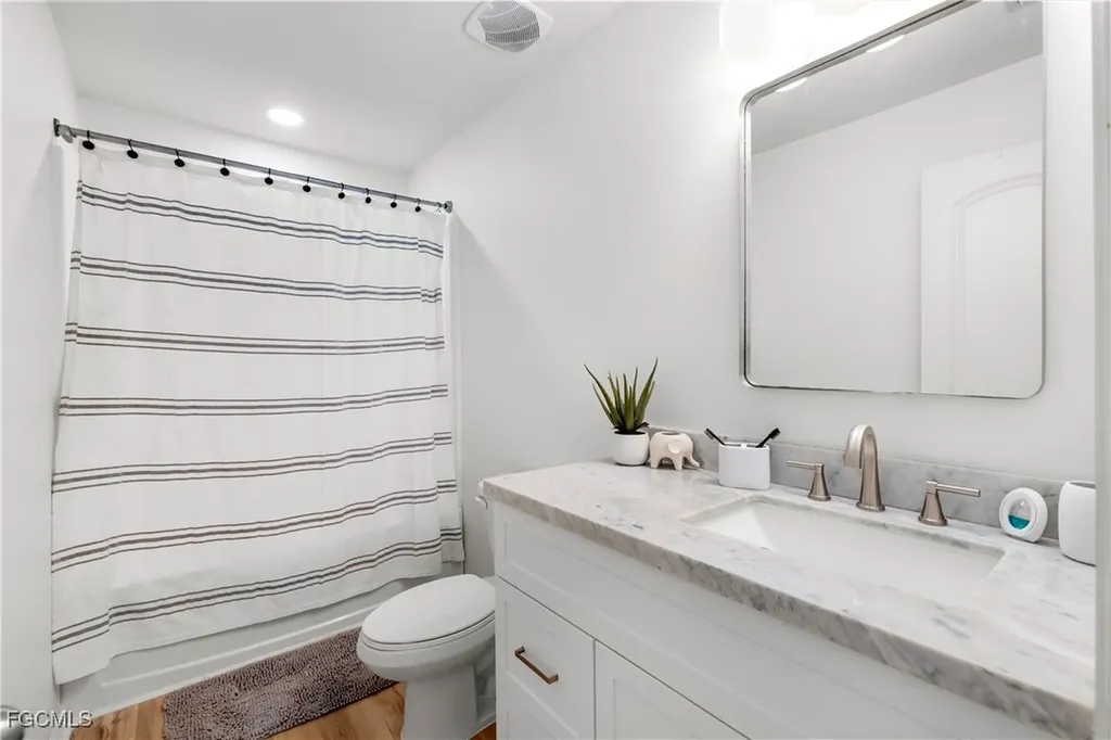 6139 Hershey Avenue Fort Myers FL 33905