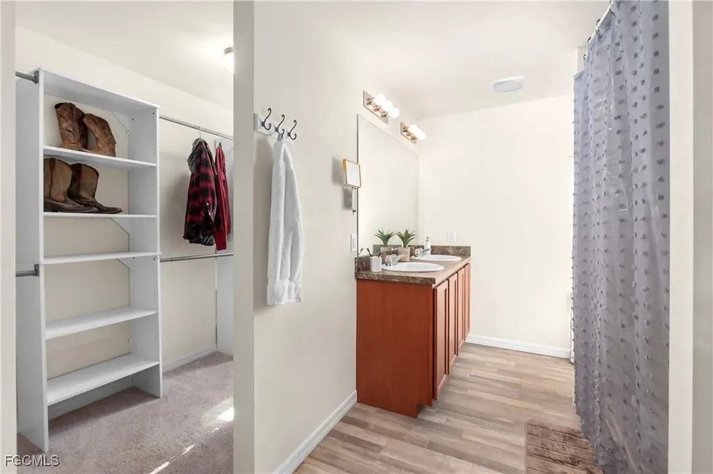 6139 Hershey Avenue Fort Myers FL 33905