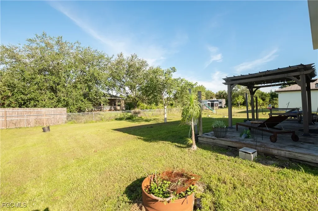 6139 Hershey Avenue Fort Myers FL 33905