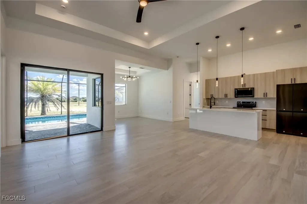 1531 NW 40th Place Cape Coral FL 33993