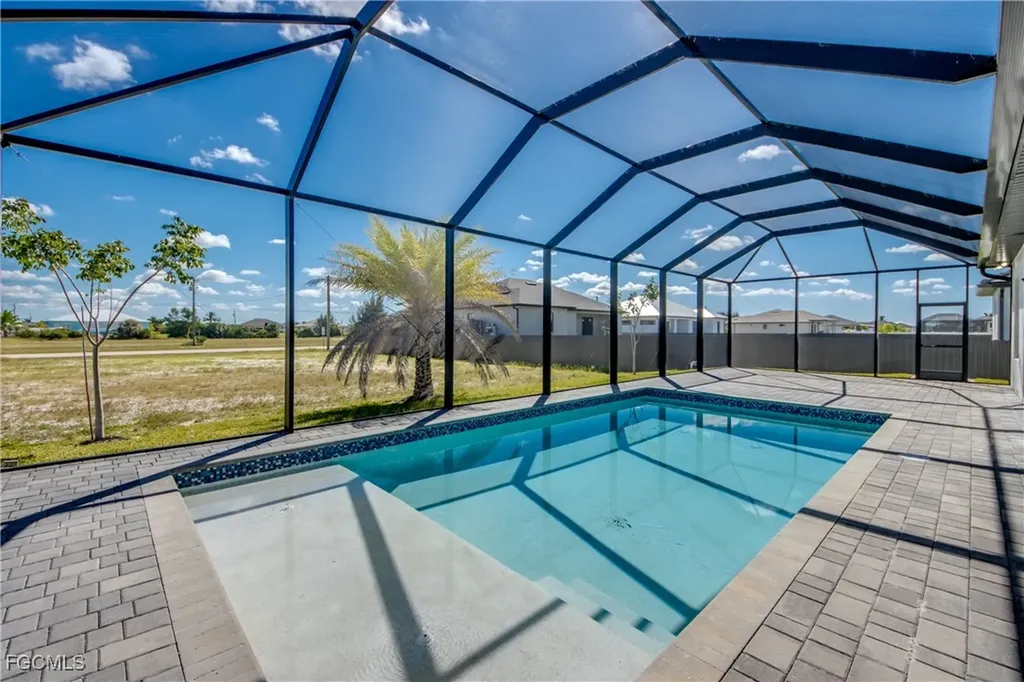 1531 NW 40th Place Cape Coral FL 33993