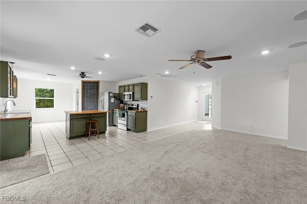816 Agnes Avenue Lehigh Acres FL 33971