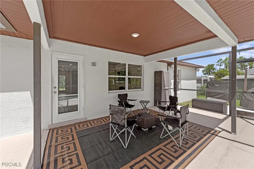 816 Agnes Avenue Lehigh Acres FL 33971