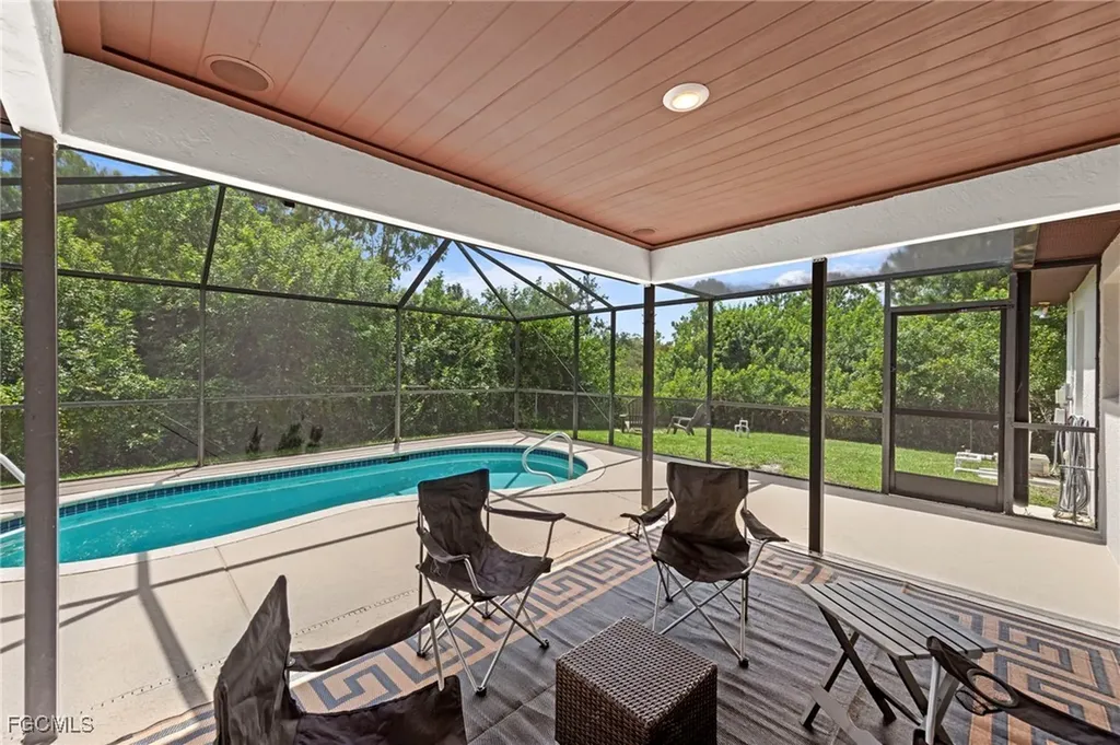 816 Agnes Avenue Lehigh Acres FL 33971