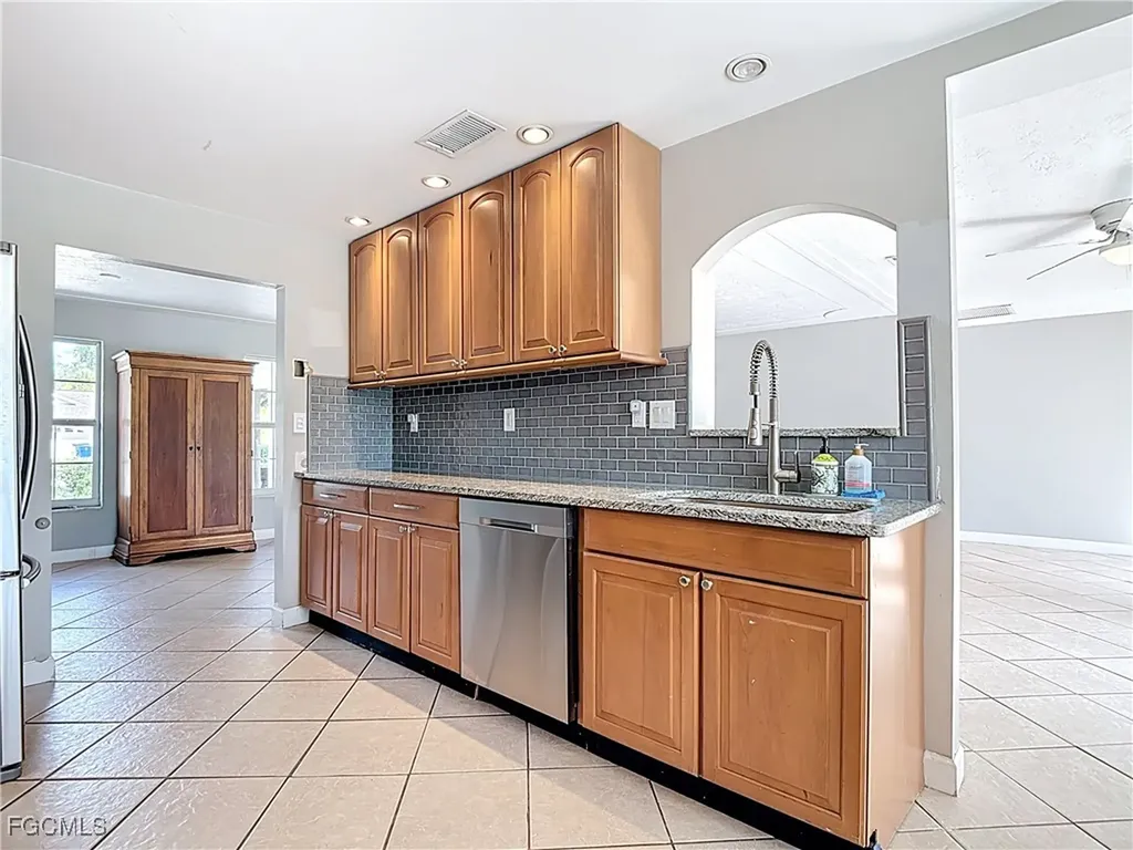 5351 Chippendale Circle E Fort Myers FL 33919