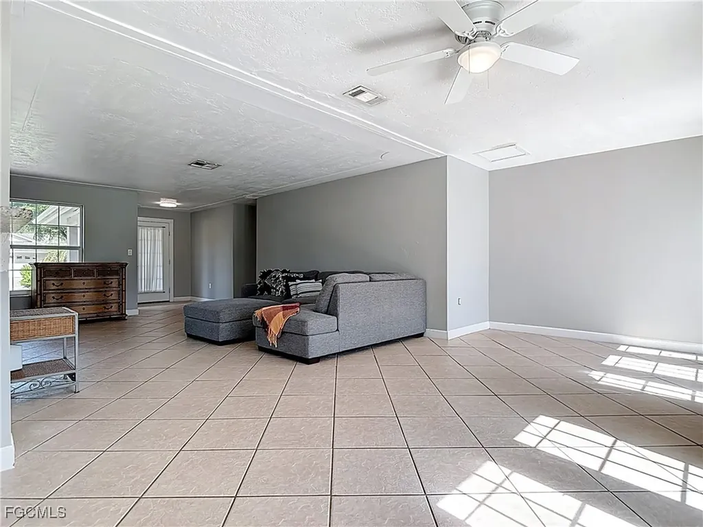 5351 Chippendale Circle E Fort Myers FL 33919