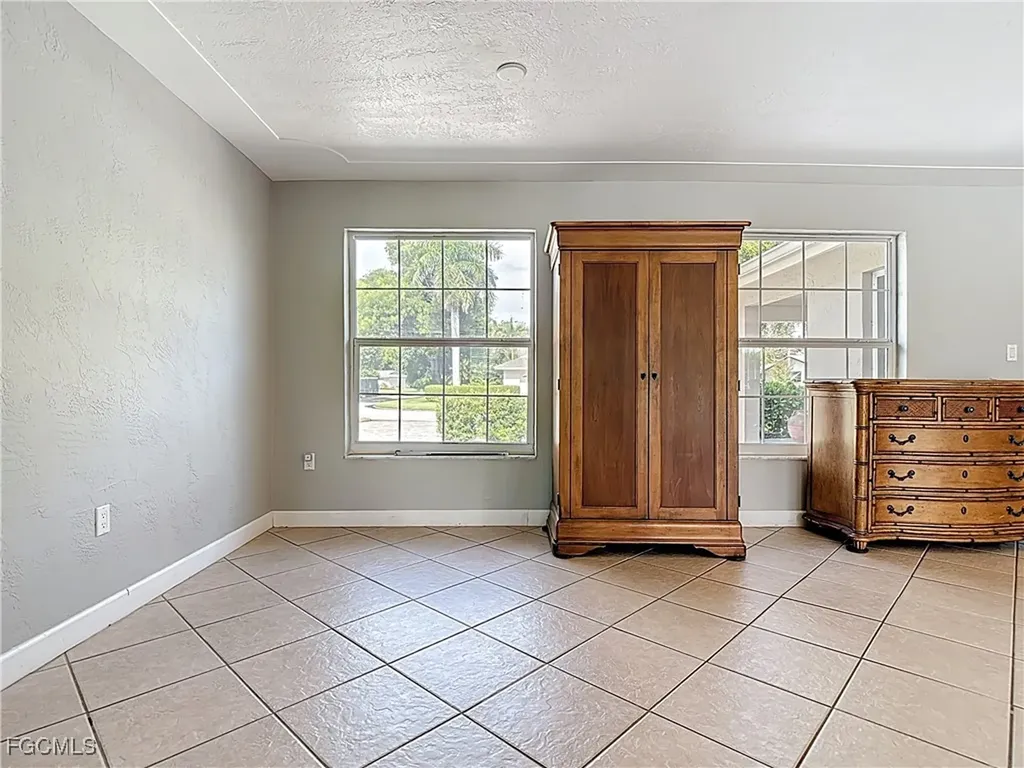 5351 Chippendale Circle E Fort Myers FL 33919