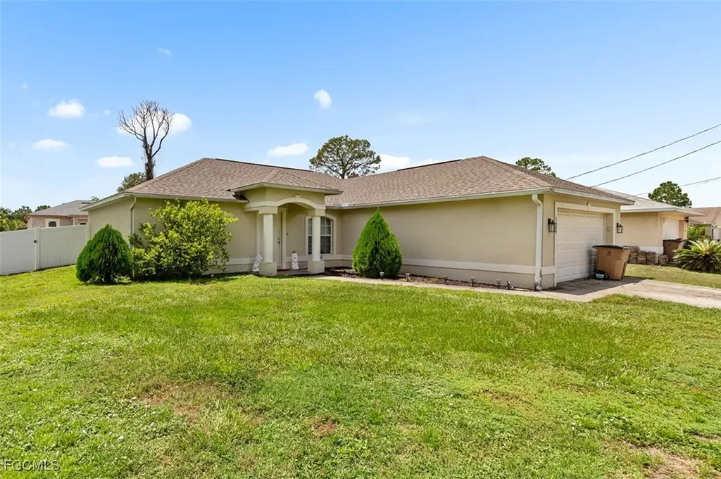 3309 19th Street W Lehigh Acres FL 33971