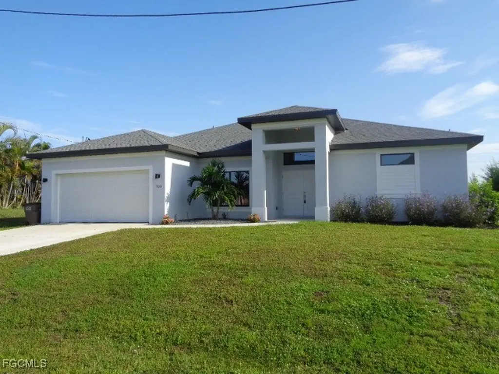 703 SW 26th Terrace Cape Coral FL 33914