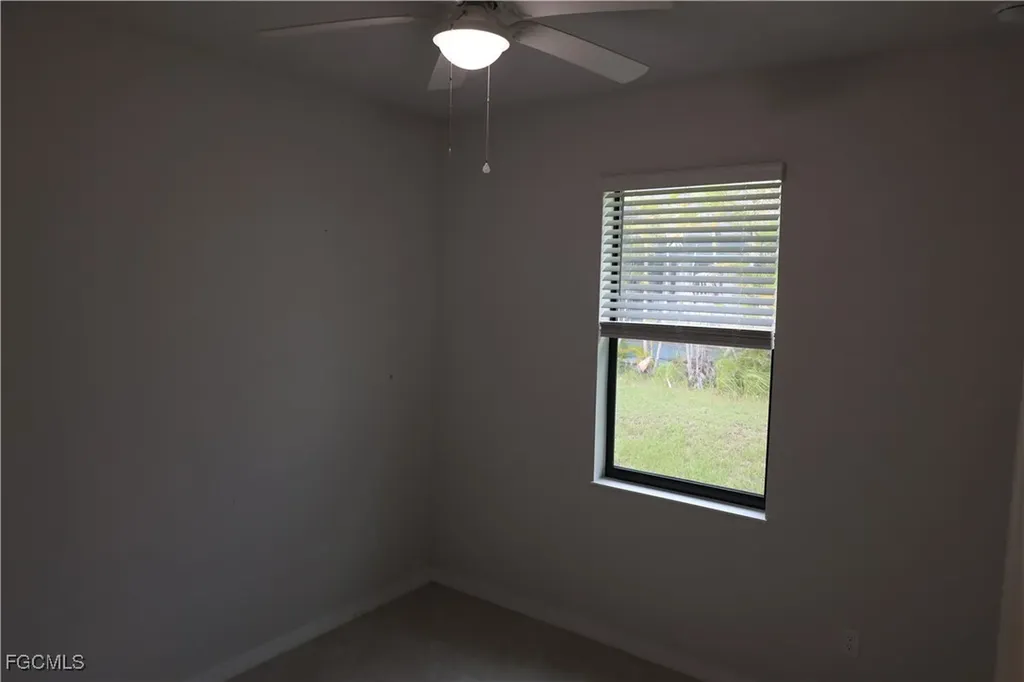 703 SW 26th Terrace Cape Coral FL 33914