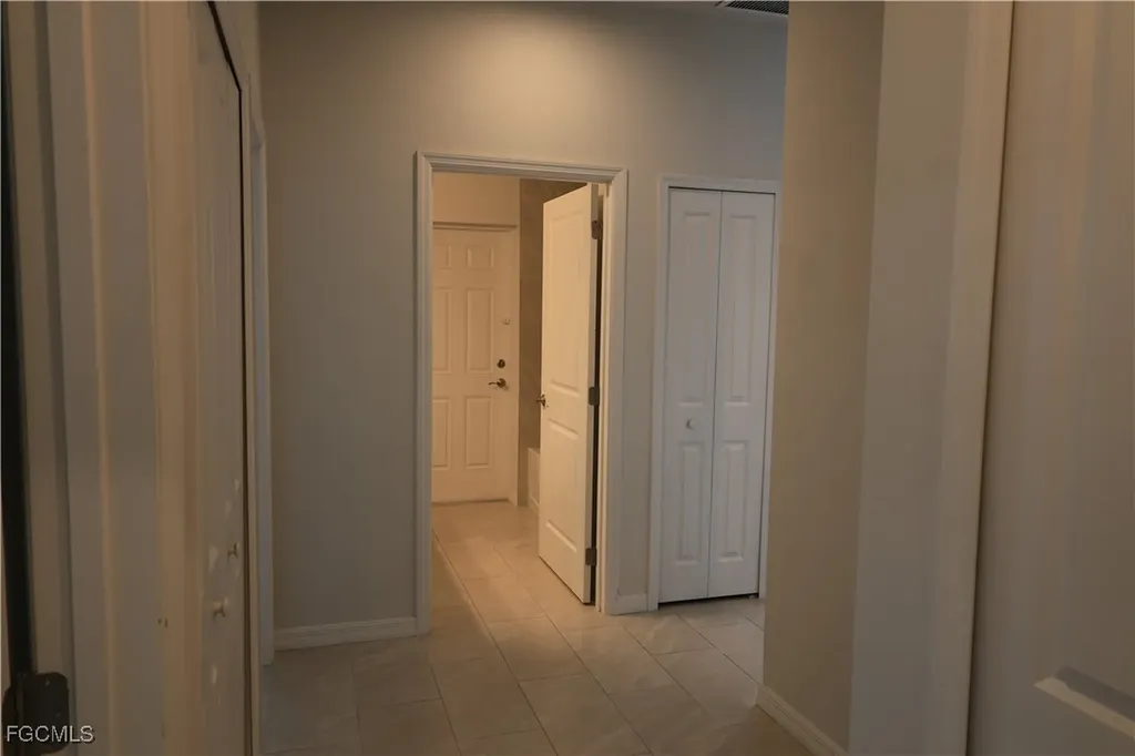 703 SW 26th Terrace Cape Coral FL 33914