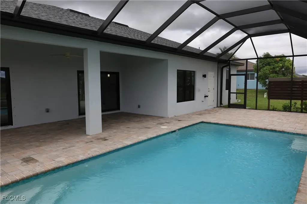 703 SW 26th Terrace Cape Coral FL 33914