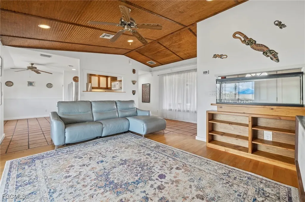 16600 Wisteria Drive Fort Myers FL 33908