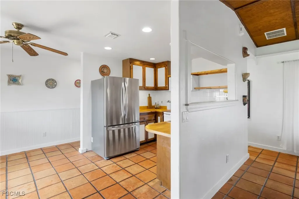 16600 Wisteria Drive Fort Myers FL 33908